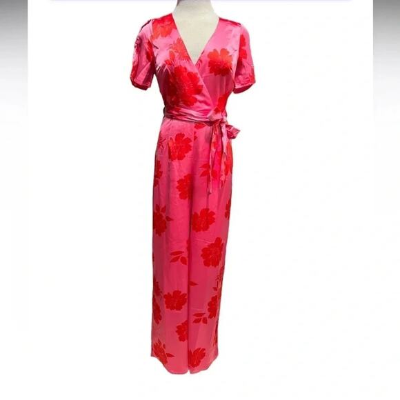 Lulus Sleek Desires Pink Floral Satin Split Sleeve
Wide-Leg Jumpsuit Size XS NWT - Picture 4 of 10